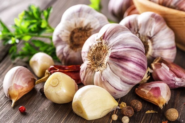 5 thực phẩm kỵ ăn chung với tỏi: Ai cũng nên nắm rõ kẻo rước bệ::nh vào người, Đặc biệt cái số 5