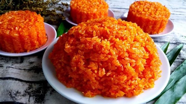 Tuyệt chiêu nấu xôi bằng nồi cơm điện: Xôi dẻo thơm, hạt bóng mẩy như đồ bằng chõ