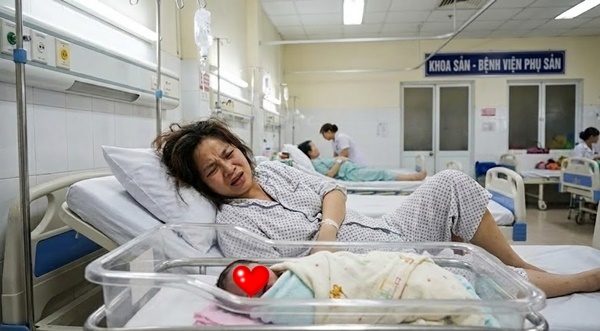 Vợ mới si::nh nằ:m v:iện chồng thản nhiên về nhà thư ký để ng::ủ