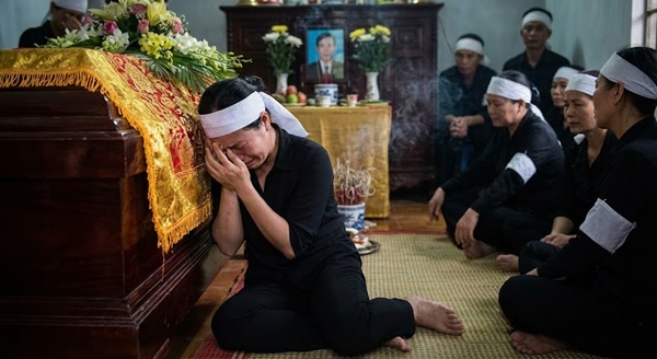 Chồng mất được một tháng, vợ bà:ng ho:àng nhận chìa khóa căn hộ 4 tỷ, sự thật đằng sau khiến ai cũng s::ốc điếng